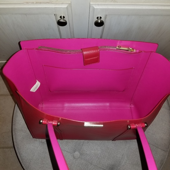 Handbag - Picture 2 of 4